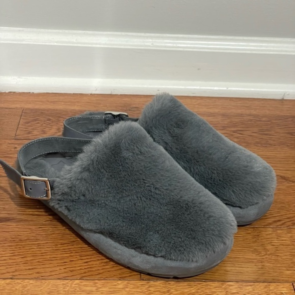Marc Fisher LTD Zister Faux Fur Sling back Slipper Women’s Size 8